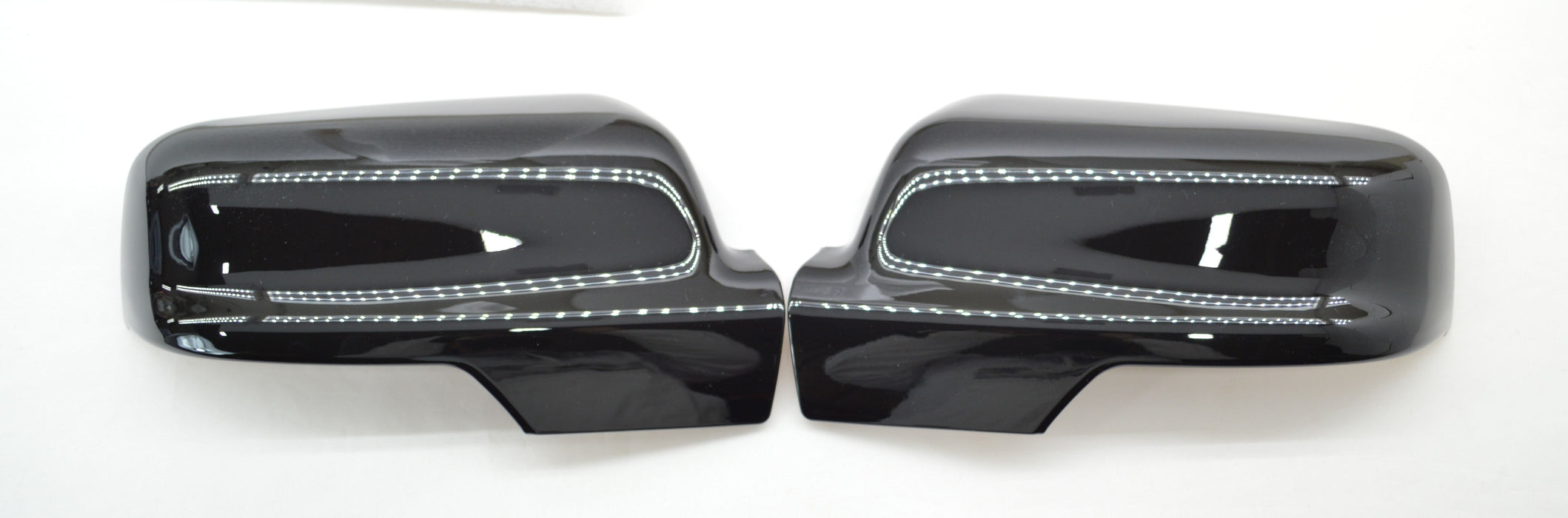 MC6290BLK 19-24 Ram 1500 2 PCS With Turn Signal Top Gloss Black Tape-on Mirror Cover